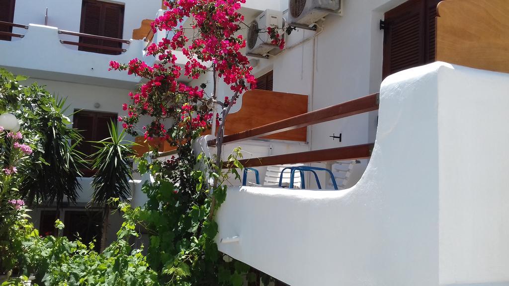 Maistrali Galissas Bagian luar foto