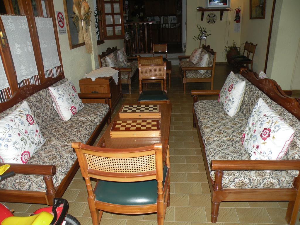 Maistrali Galissas Bagian luar foto