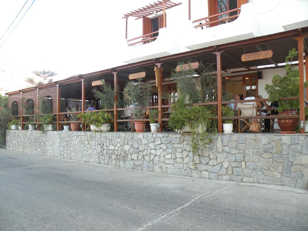 Maistrali Galissas Bagian luar foto